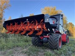 Навесной культиватор 1800 мм на универсальный погрузчик Polar Badger 10715