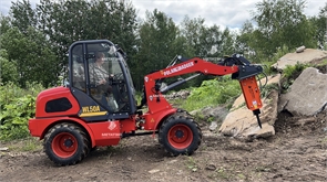 Гидромолот на универсальный погрузчик Polar Badger 10742